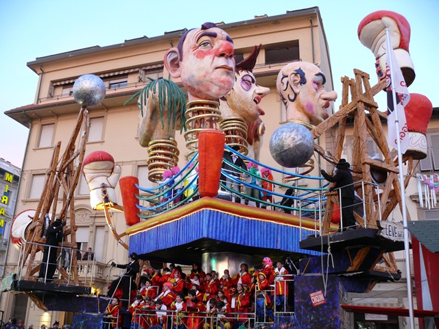 Barcollo, ma non mollo Barcollo, ma non mollo